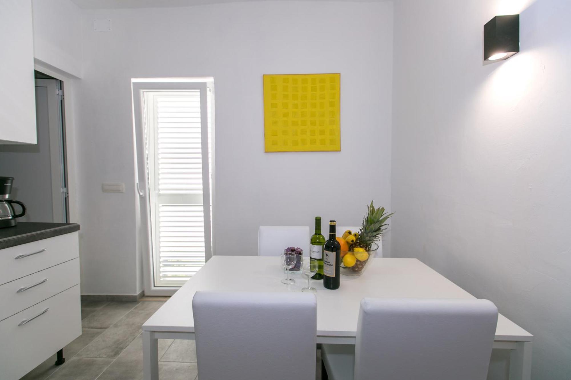Relax House Rosemary Apartment Draga Bascanska Exterior photo